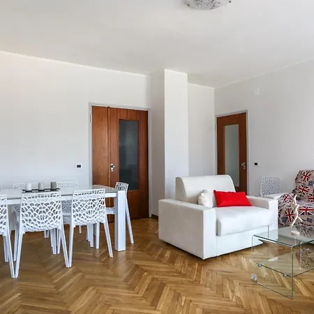 604-ca' Leonardo Апартаменты *
